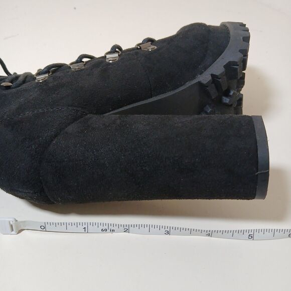 Liliana Black 5 inch lace up ankle boots Womens Size 6 Faux Suede #A5 - Picture 8 of 8